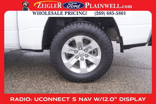 Used 2024 RAM 1500 Laramie image 8