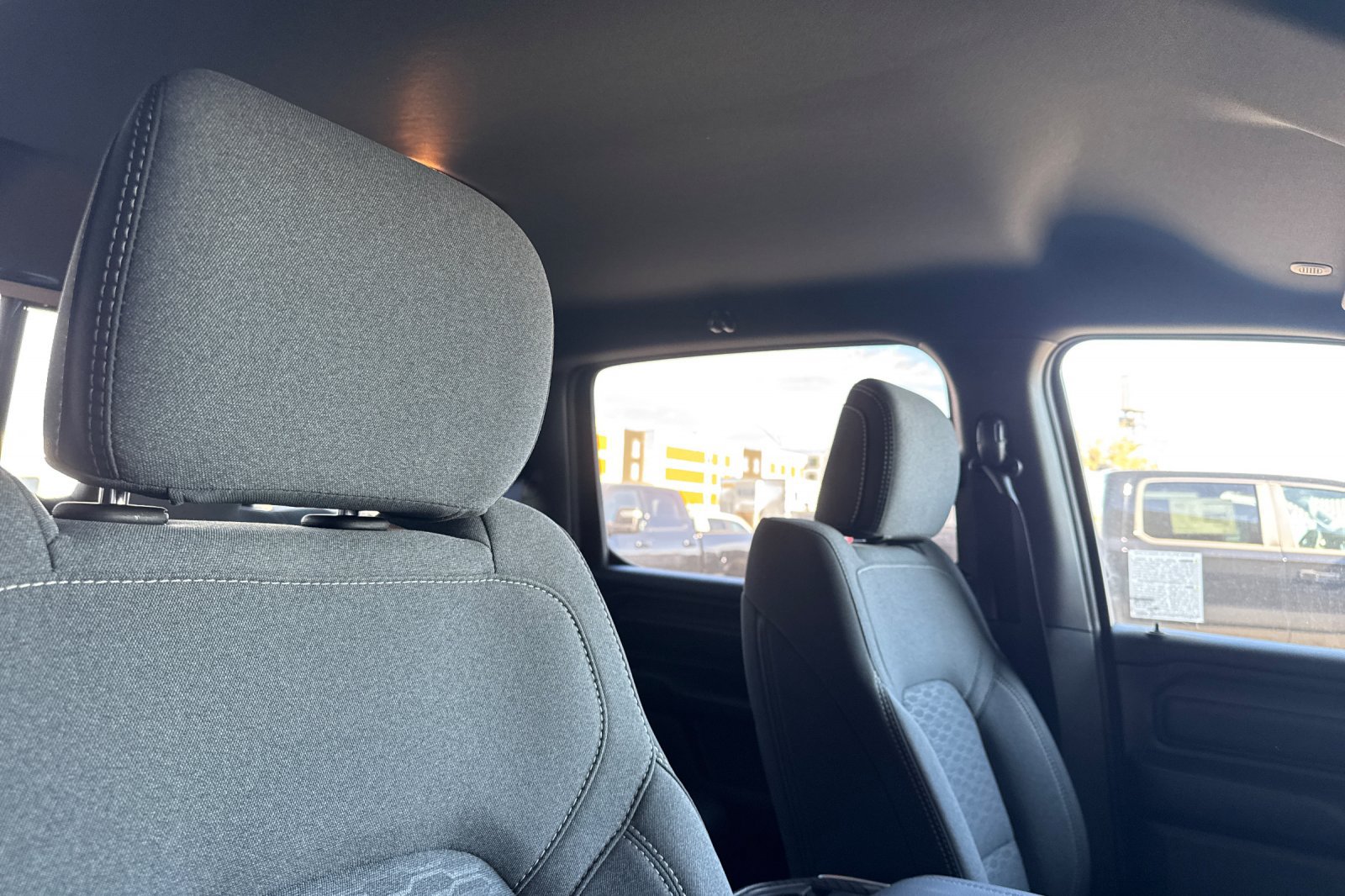 New 2026 RAM 1500 Express AWD/4WD image 15