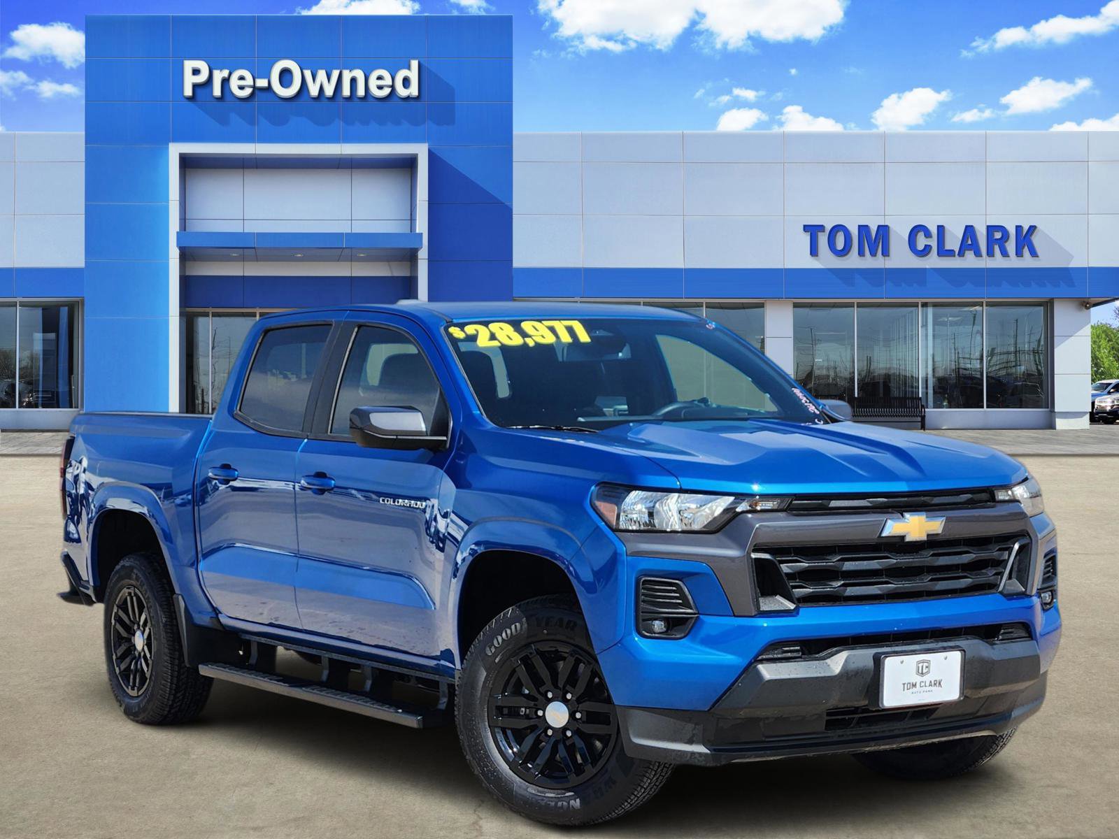 Used 2023 Chevrolet Colorado LT w/ LT Convenience Package II RWD image 1