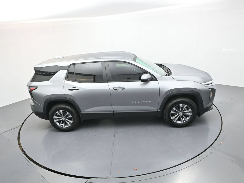 Used 2026 Chevrolet Equinox LT w/ Convenience Package II AWD/4WD image 24