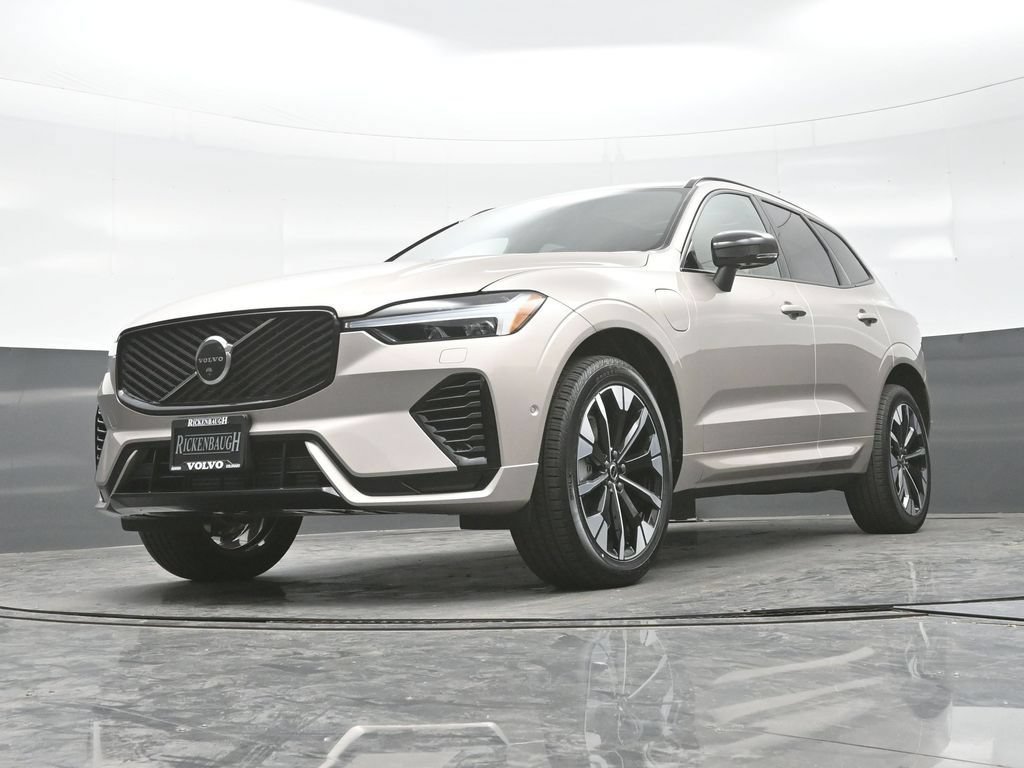 New 2026 Volvo XC60 T8 Plus w/ Protection Package Premier AWD/4WD image 22