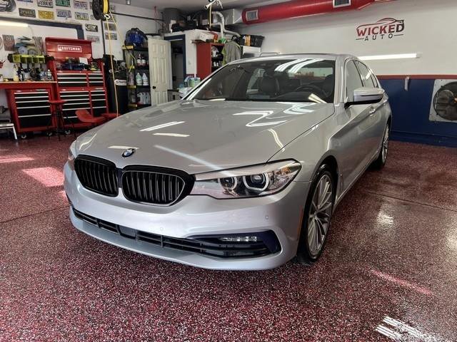 Used 2018 BMW 530i xDrive w/ Premium Package AWD/4WD image 1