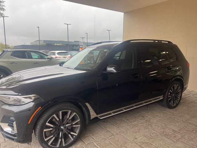 Used 2022 BMW X7 xDrive40i w/ Premium Package