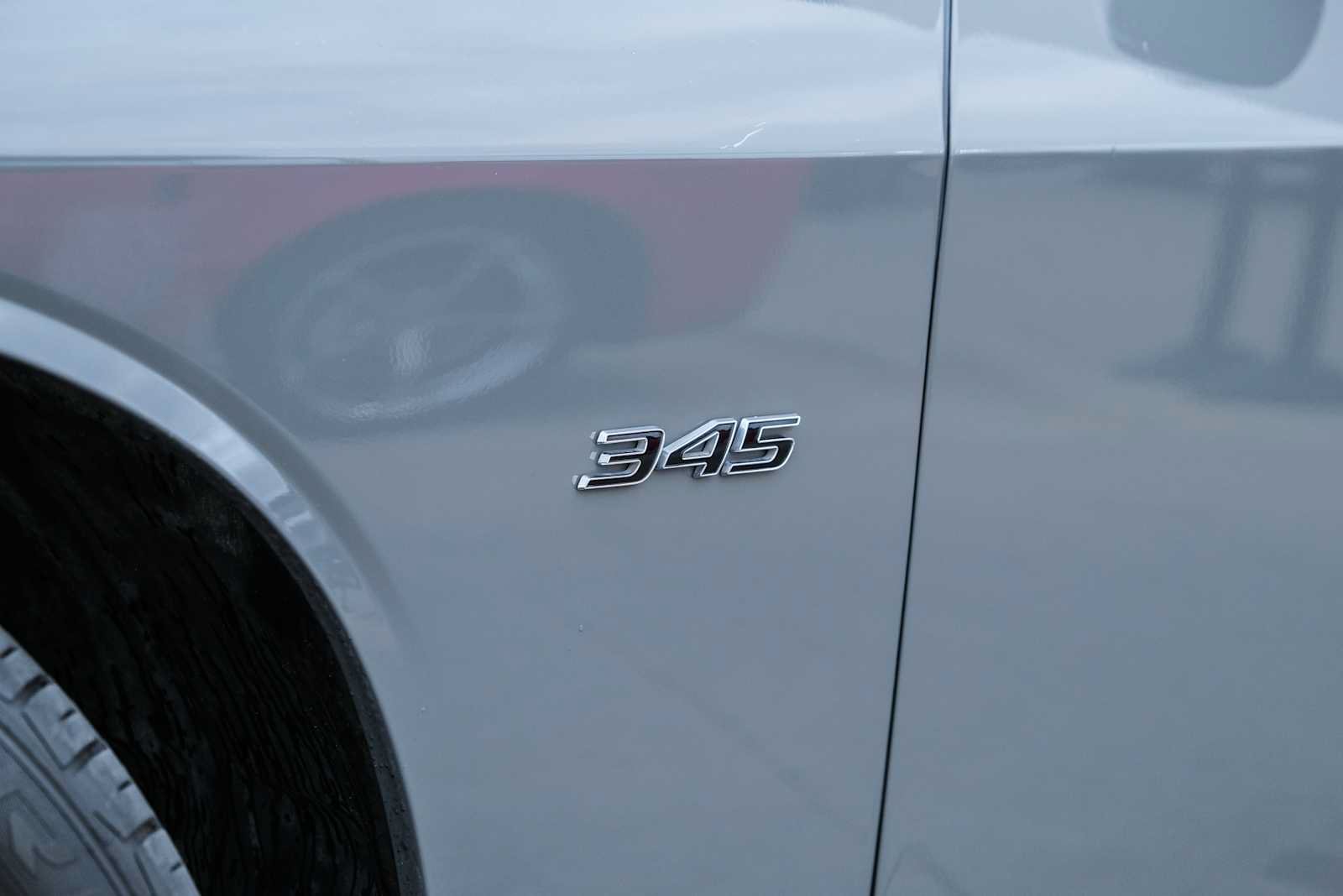Used 2023 Dodge Challenger R/T RWD image 4
