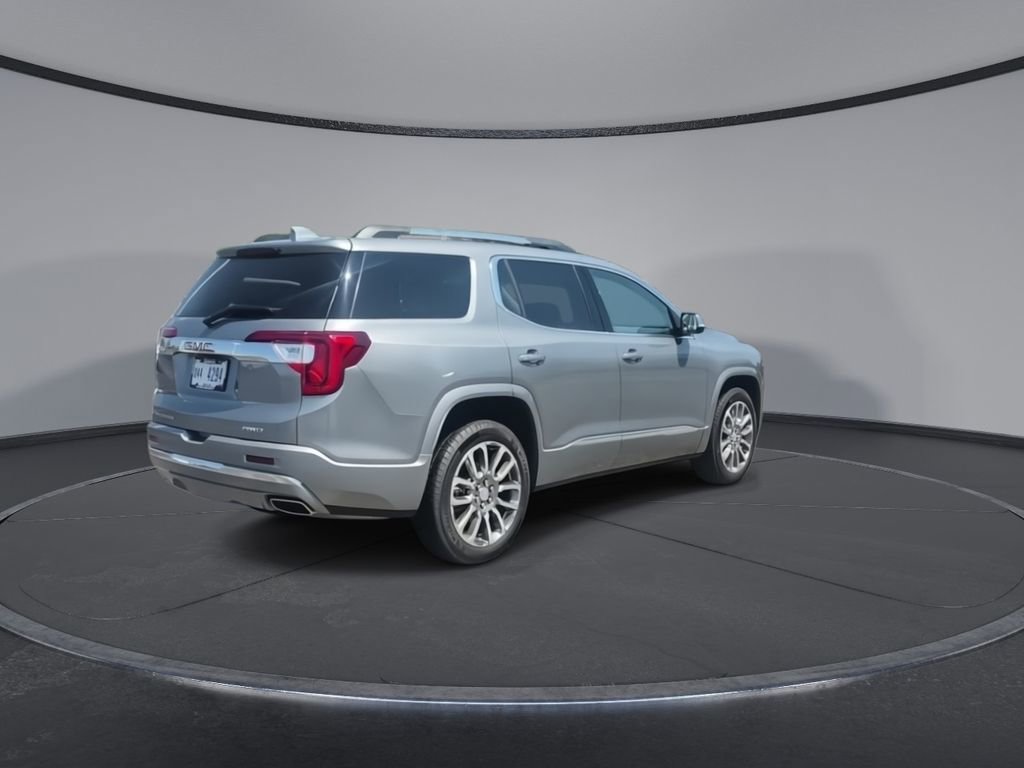 Certified 2023 GMC Acadia Denali w/ Denali Ultimate Package AWD/4WD image 8