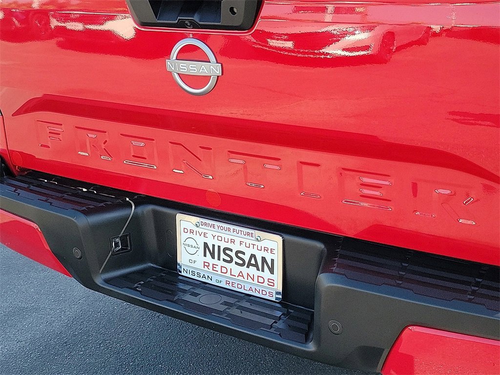 Used 2025 Nissan Frontier SV image 22