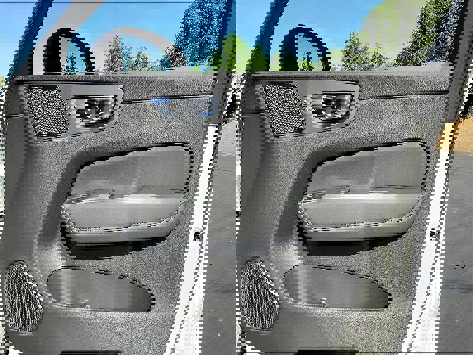 New 2026 Volvo XC60 T8 Plus w/ Climate Package AWD/4WD image 30