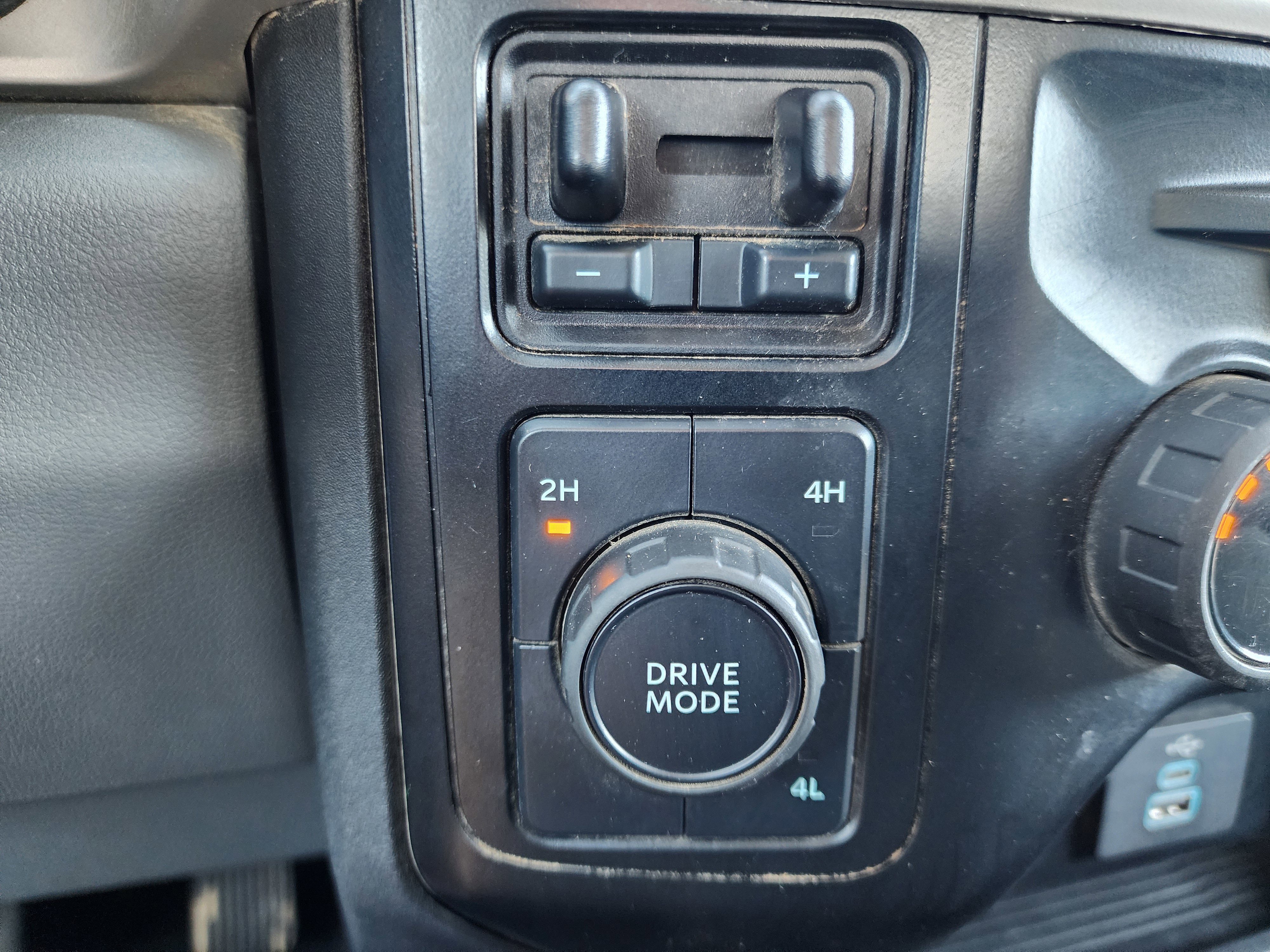 Used 2024 Ford F250 XLT image 27