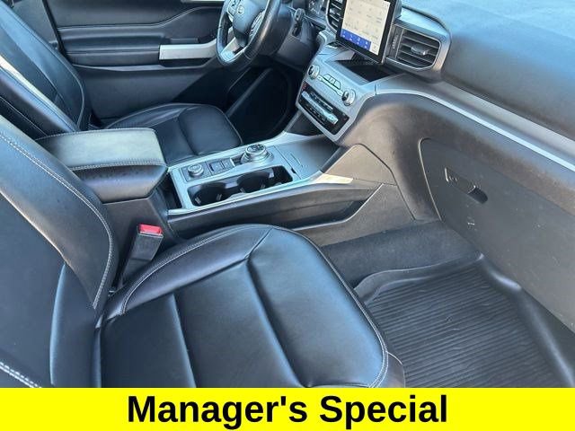 Used 2023 Ford Explorer XLT w/ Equipment Group 202A image 44