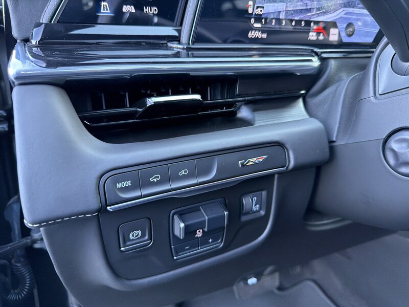 Used 2024 Cadillac Escalade V image 20