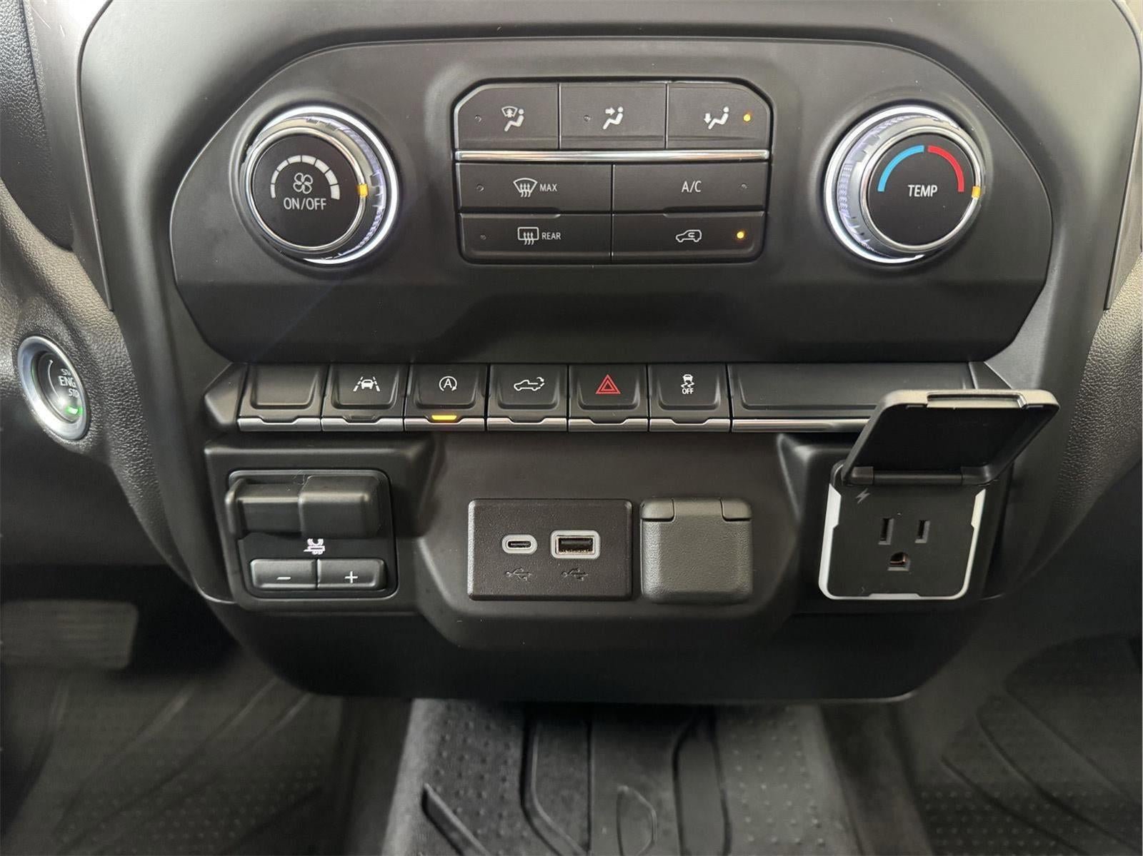 Used 2025 Chevrolet Silverado 1500 Custom AWD/4WD image 20
