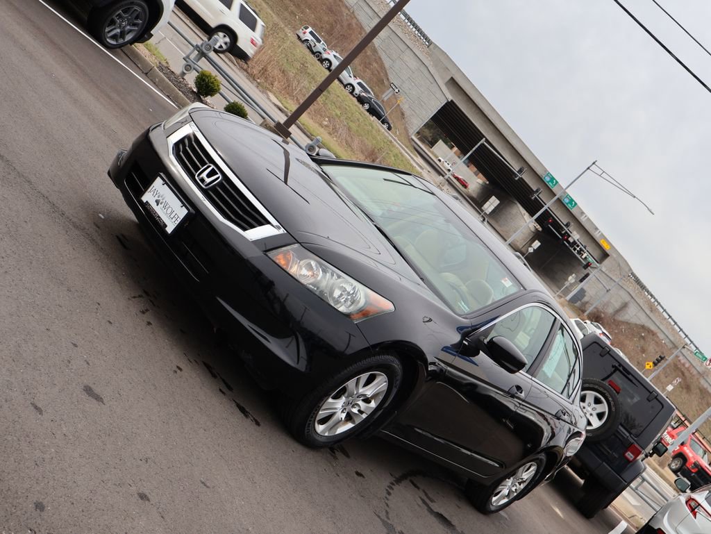 Used 2010 Honda Accord LX-P image 3