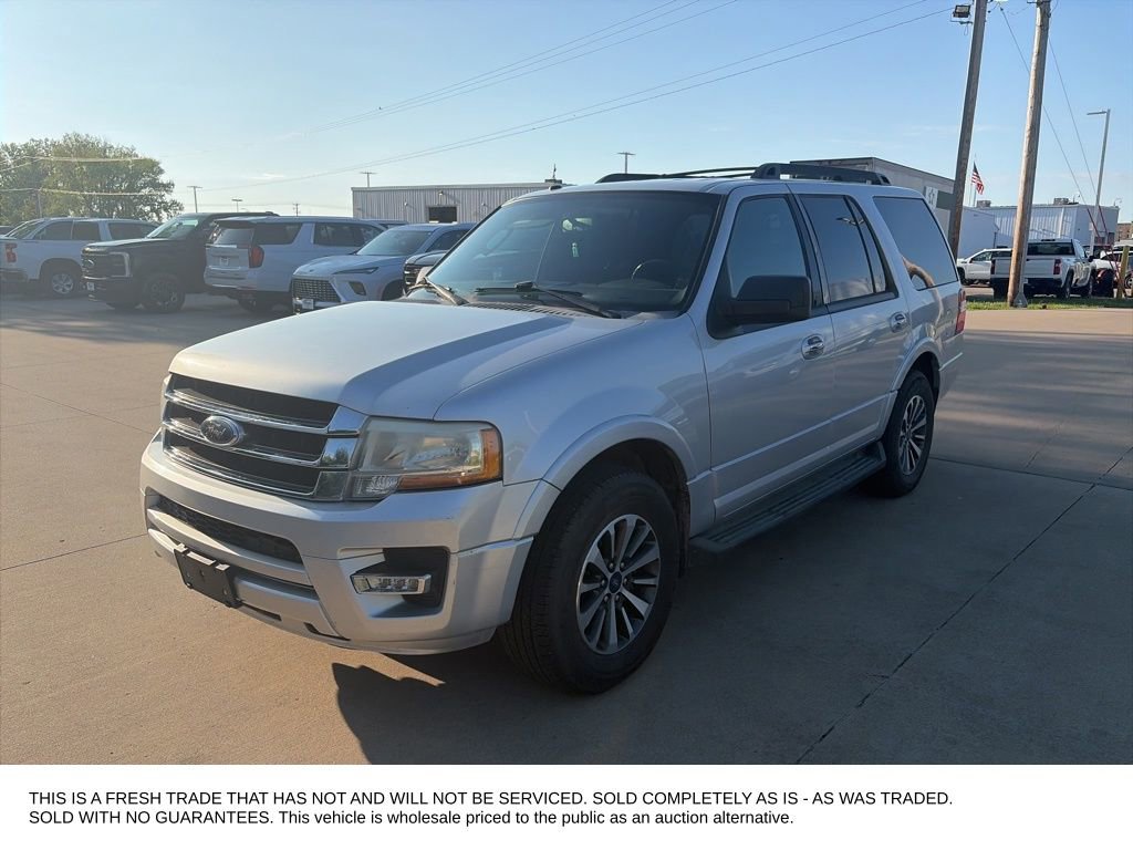 Used 2015 Ford Expedition XLT RWD image 3