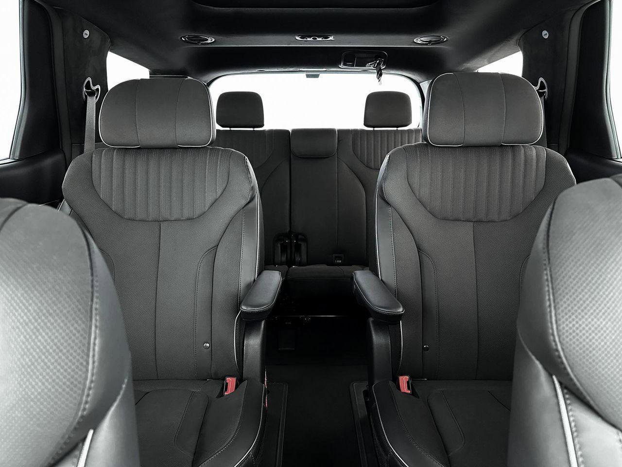 New 2025 Hyundai Palisade Calligraphy image 16