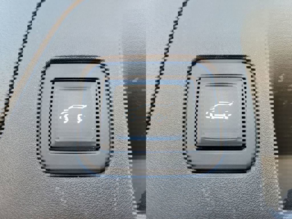 Used 2023 Buick Envision Preferred w/ Sport Touring Package image 10