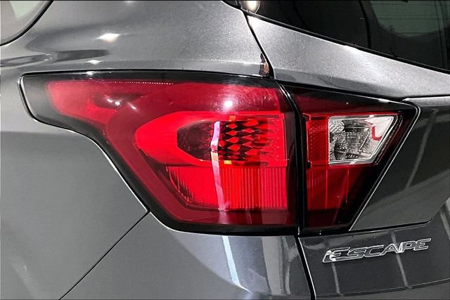 Used 2019 Ford Escape SEL w/ SEL Sport Appearance Package FWD image 48