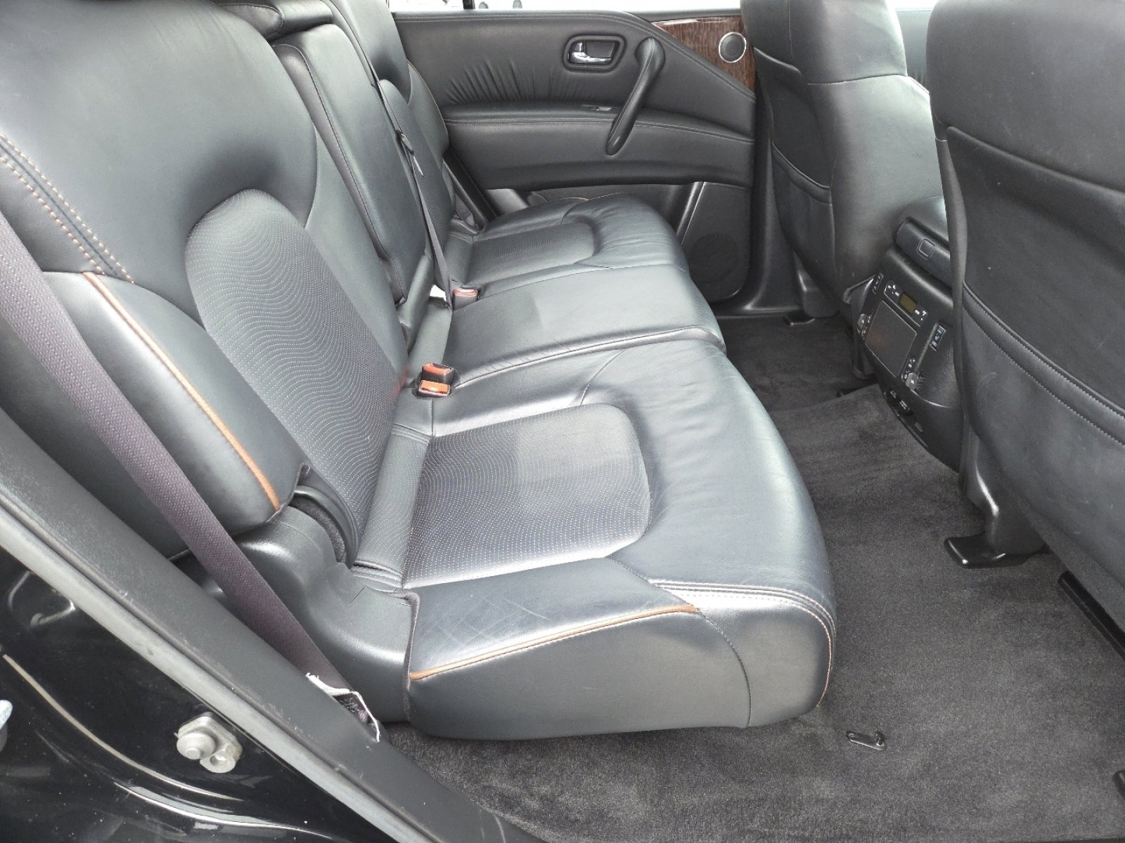 Used 2018 Nissan Armada Platinum image 22