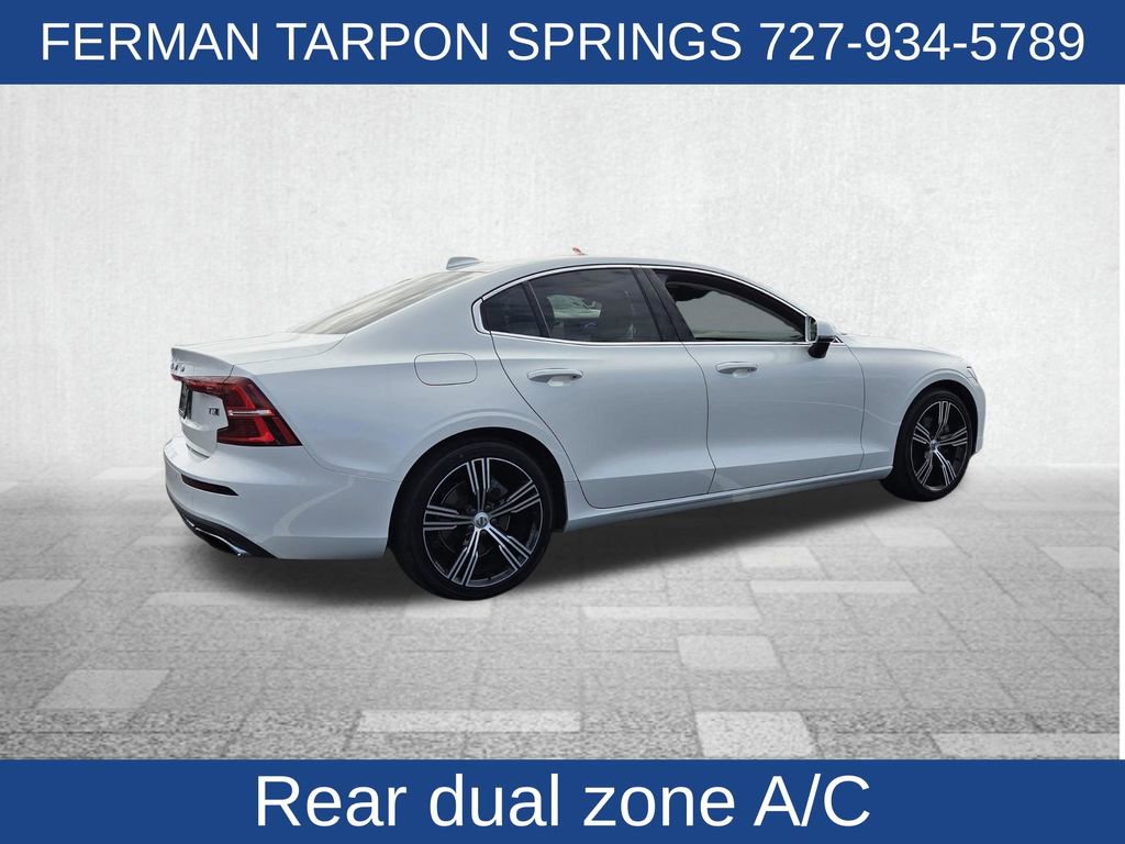 Used 2021 Volvo S60 T5 Inscription image 10