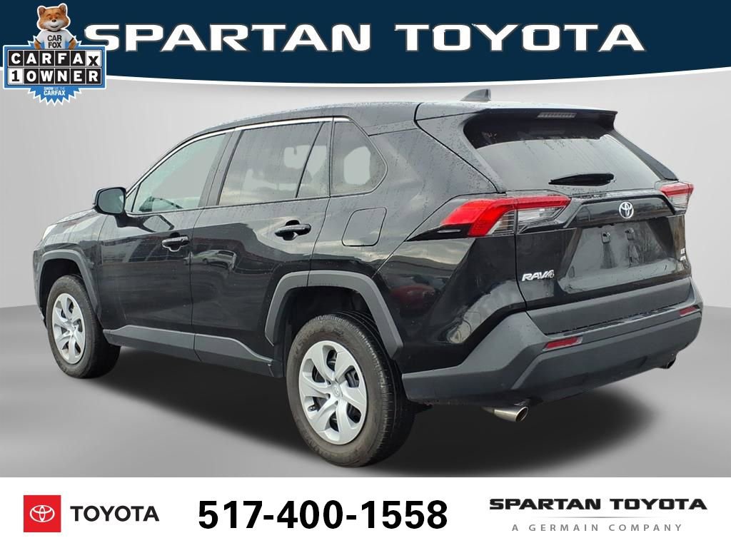 Used 2024 Toyota RAV4 LE AWD/4WD image 9