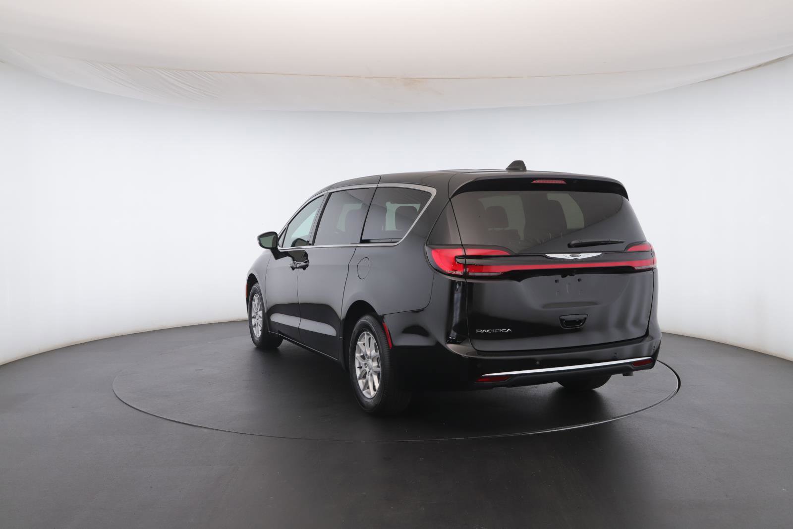 New 2026 Chrysler Pacifica Select image 23