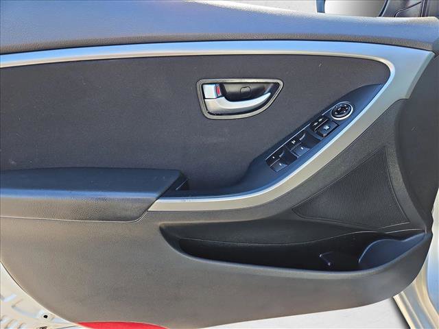 Used 2016 Hyundai Elantra GT w/ Option Group 02 image 10