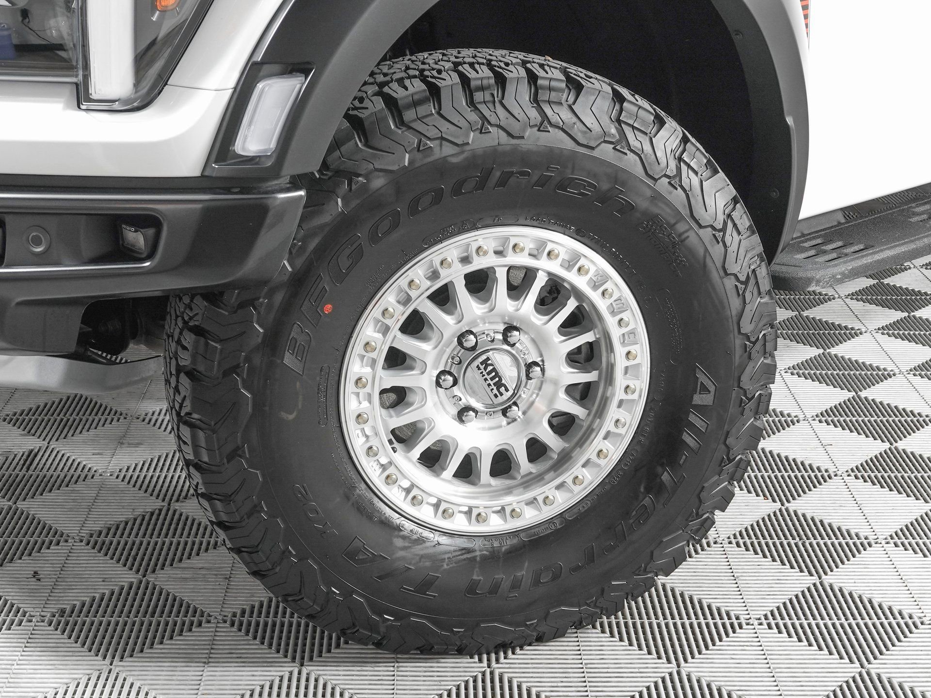 Used 2025 Ford F150 Raptor w/ Equipment Group 803A Raptor R image 32