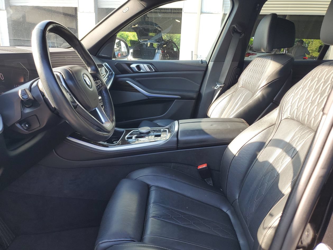 Used 2025 BMW X5 xDrive50e AWD/4WD image 18