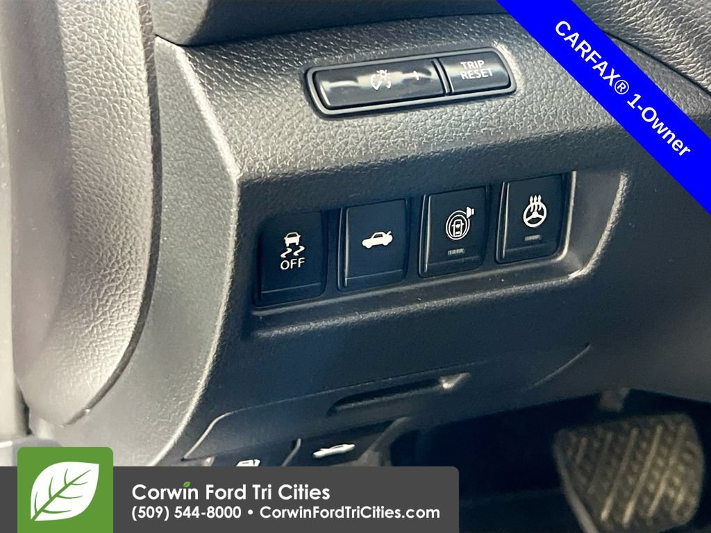 Used 2015 Nissan Altima 3.5 SL FWD image 19