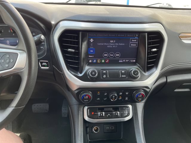 Used 2023 GMC Acadia SLE FWD image 17