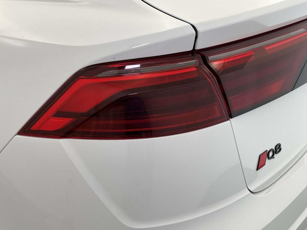 Certified 2025 Audi Q8 Prestige AWD/4WD image 16
