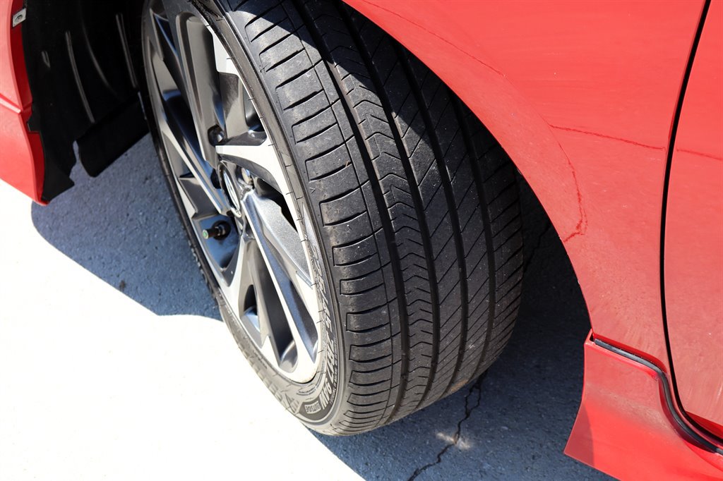 Used 2016 Scion iM FWD image 10