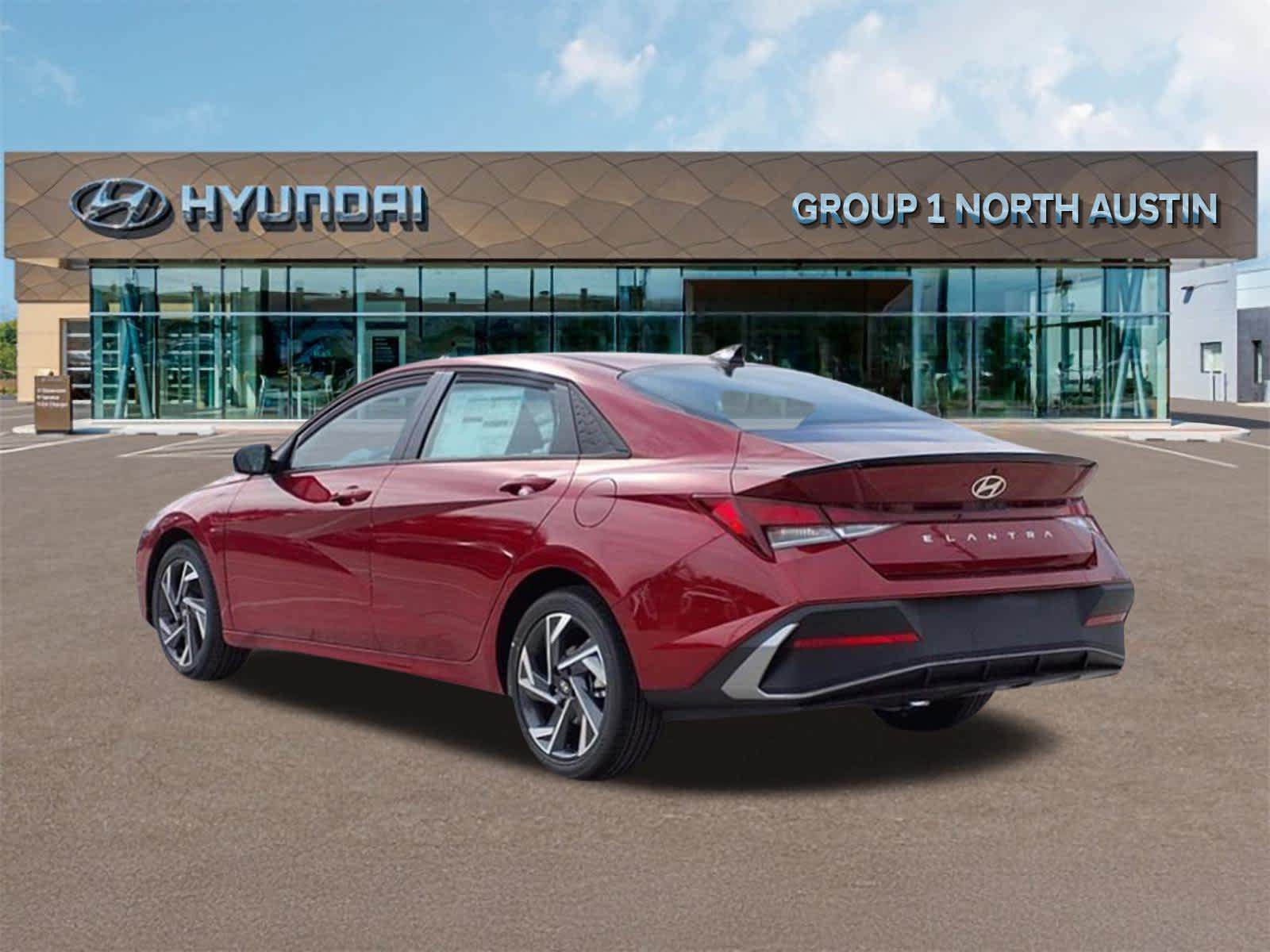 Certified 2025 Hyundai Elantra Sport FWD image 7