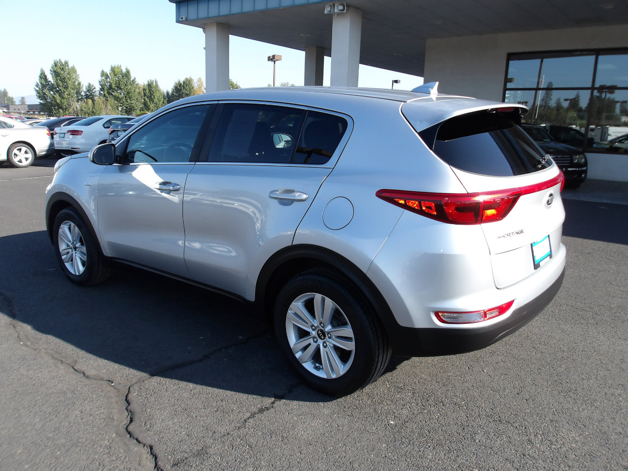 Used 2019 Kia Sportage LX image 3
