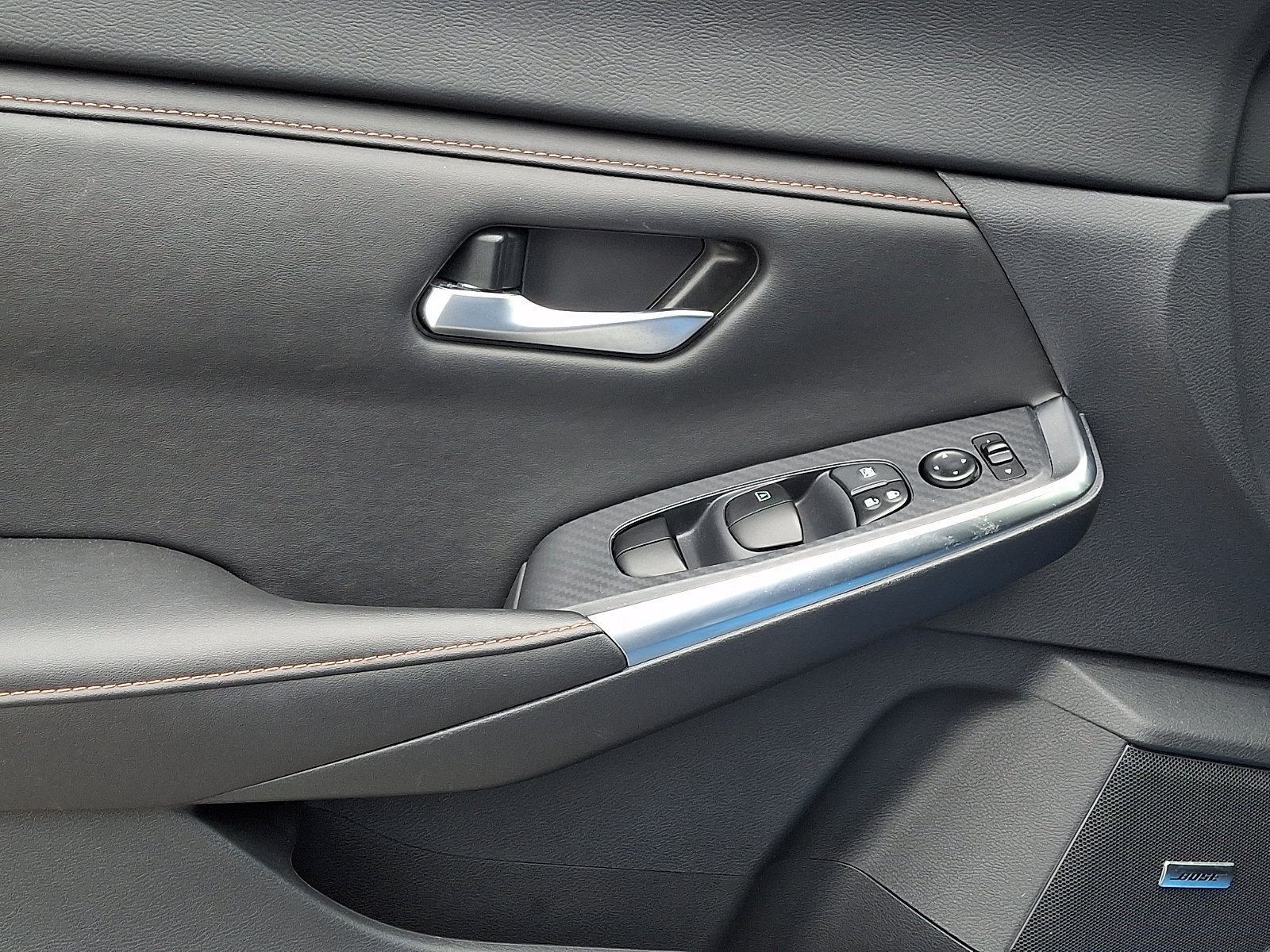 Used 2023 Nissan Sentra SR w/ SR Premium Package FWD image 12
