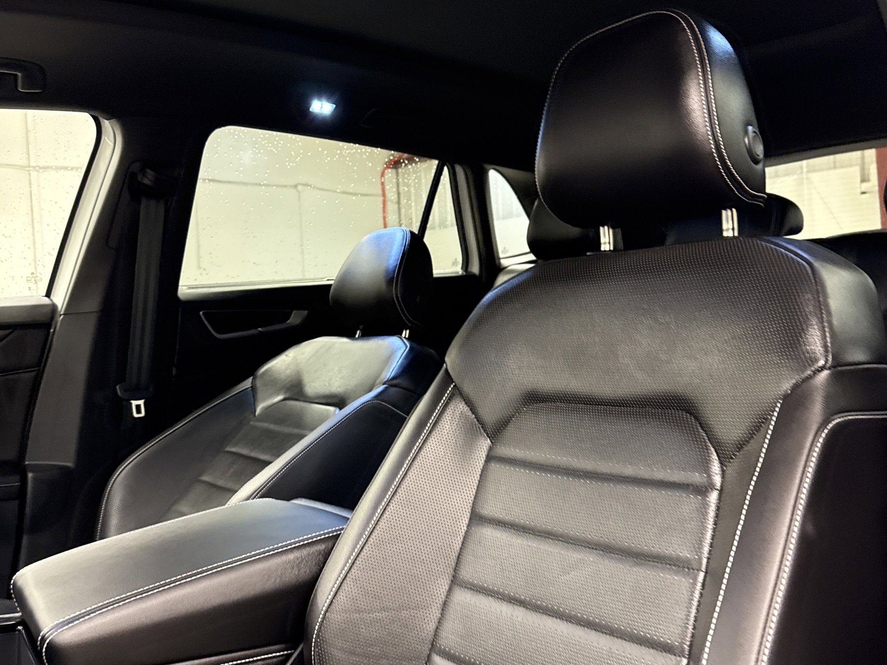 Used 2024 Volkswagen Atlas Cross Sport SEL image 5