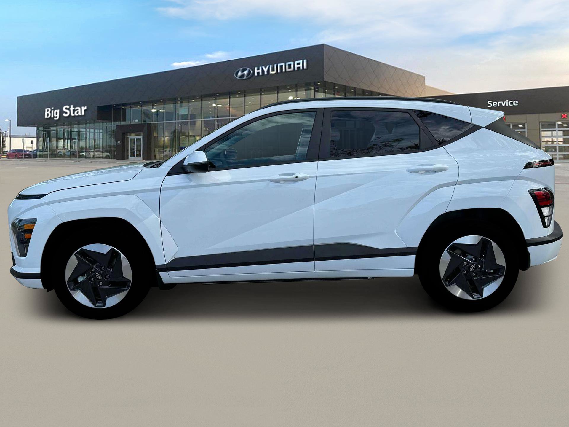 New 2025 Hyundai Kona SEL FWD image 3