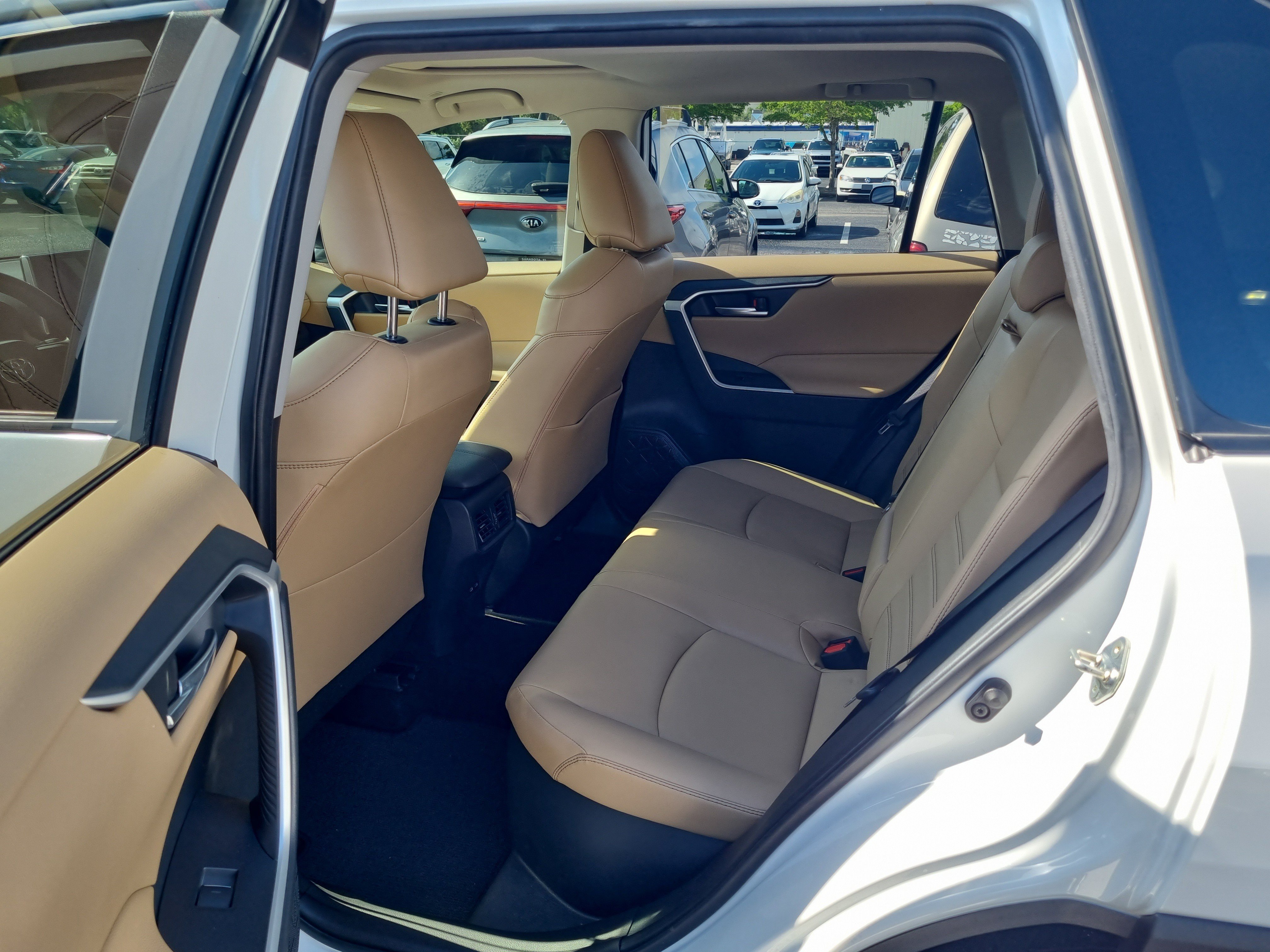 Used 2025 Toyota RAV4 XLE Premium w/ Weather Package AWD/4WD image 10