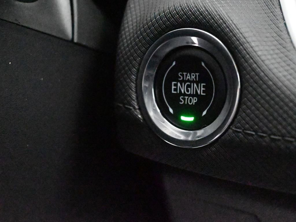 Used 2025 Chevrolet TrailBlazer LT w/ Driver Confidence Package image 24