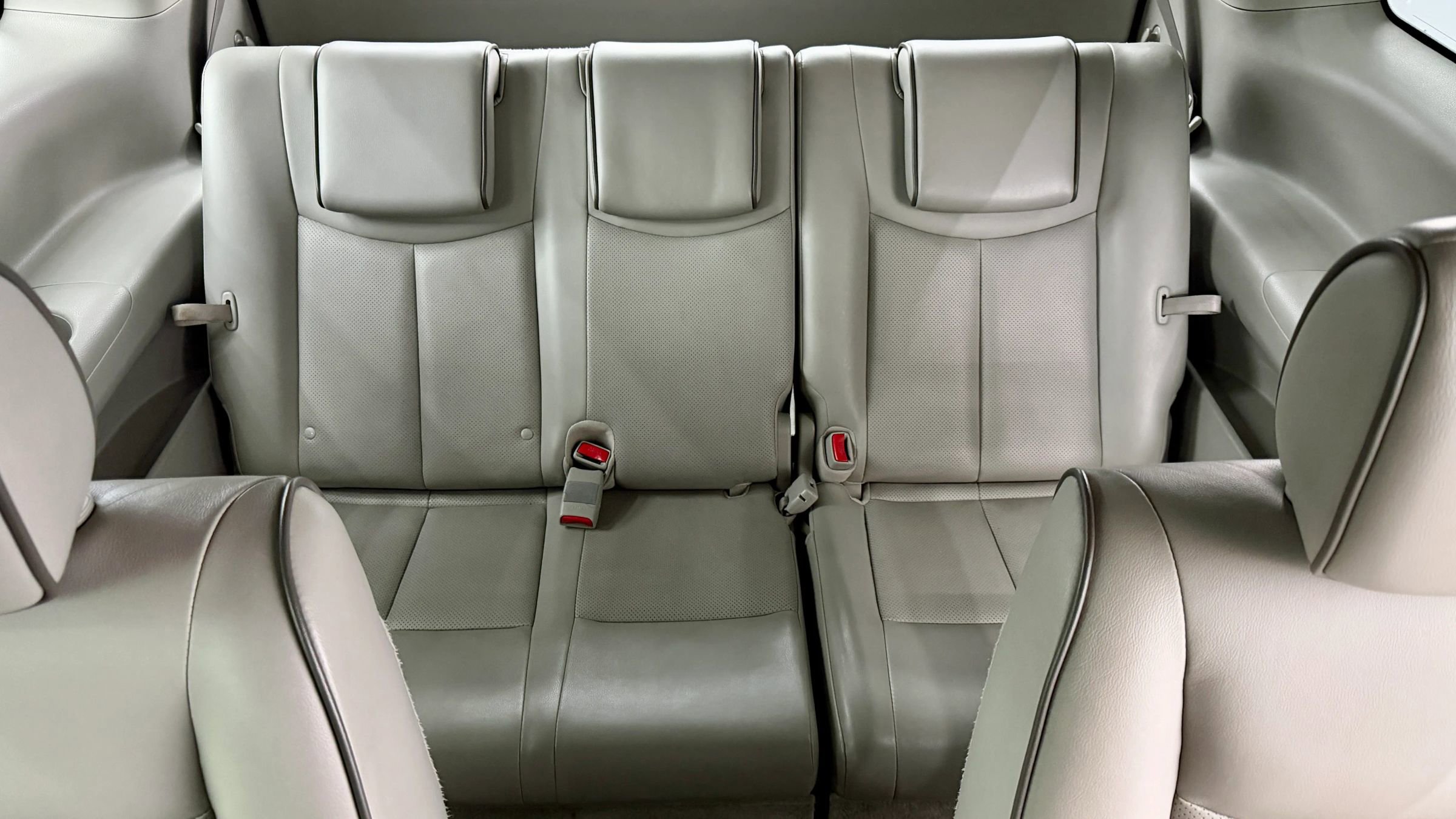 Used 2013 Nissan Quest SL w/ Value Cargo Pkg image 11