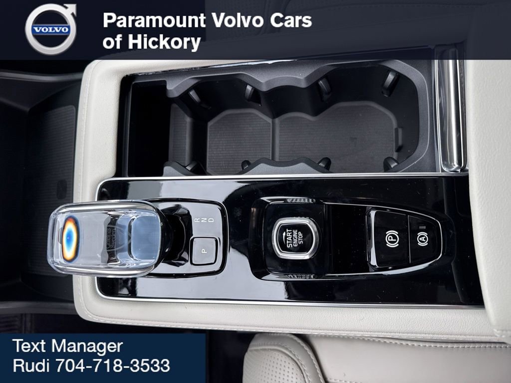 New 2026 Volvo XC90 B6 Ultra w/ Protection Package image 30
