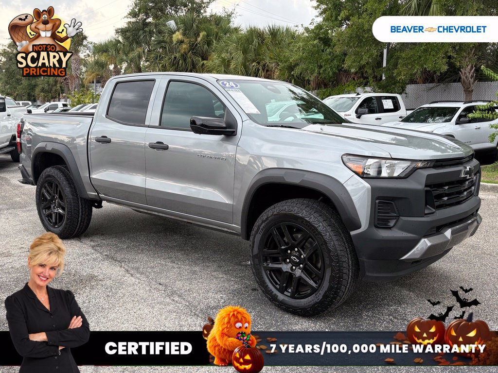 Used 2024 Chevrolet Colorado Trail Boss w/ Technology Package AWD/4WD image 9