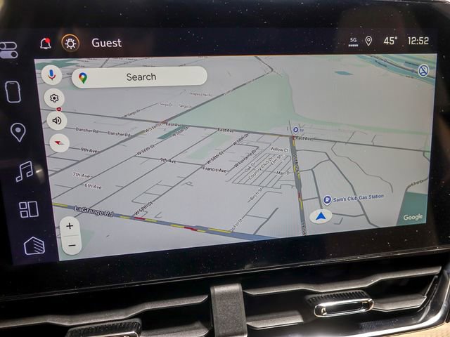 New 2026 Chevrolet Equinox ACTIV w/ Safety and Technology Package image 18