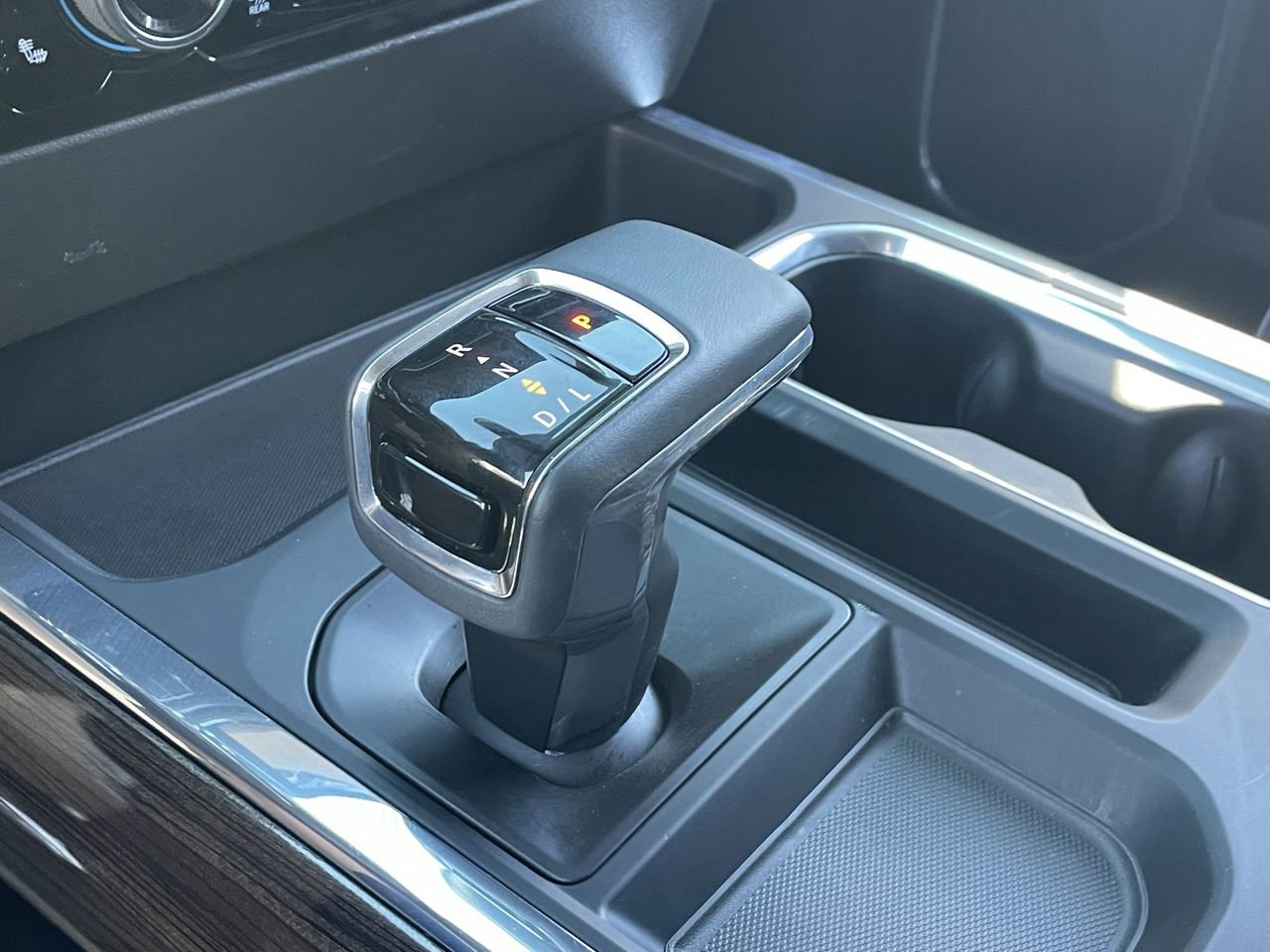 Used 2024 Chevrolet Silverado 1500 LT Trail Boss w/ Convenience Package II image 29