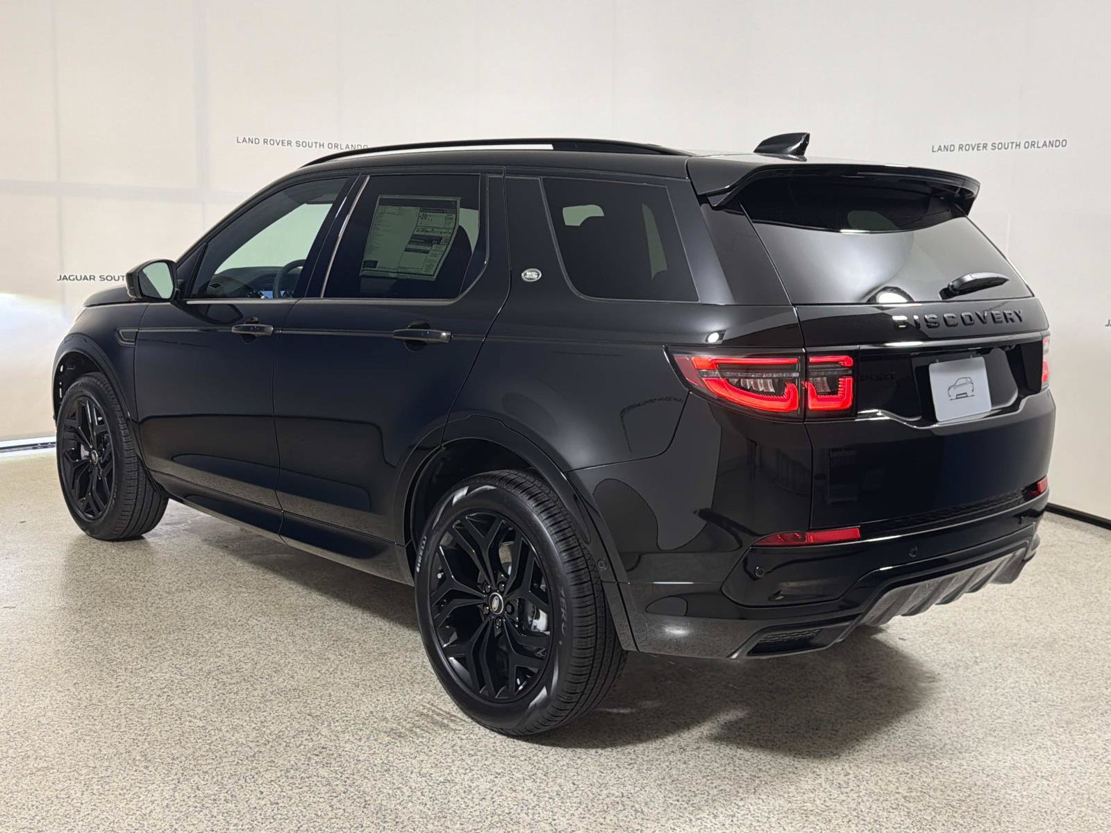 New 2026 Land Rover Discovery Sport Landmark AWD/4WD image 3