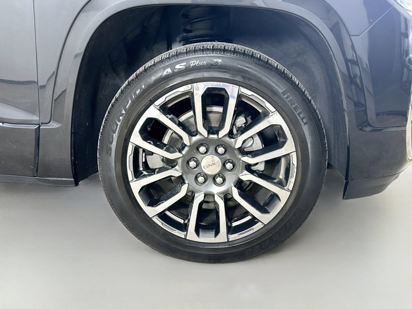 Used 2020 GMC Acadia Denali FWD image 10