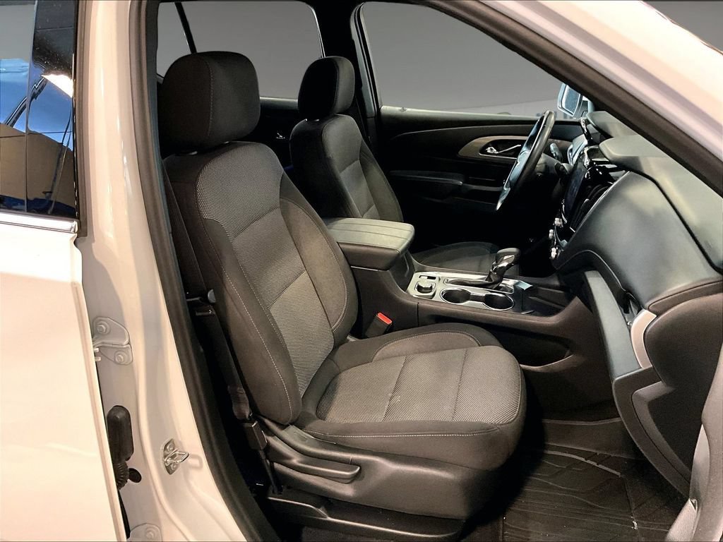 Used 2023 Chevrolet Traverse LT w/ LPO, Floor Liner Package AWD/4WD image 11