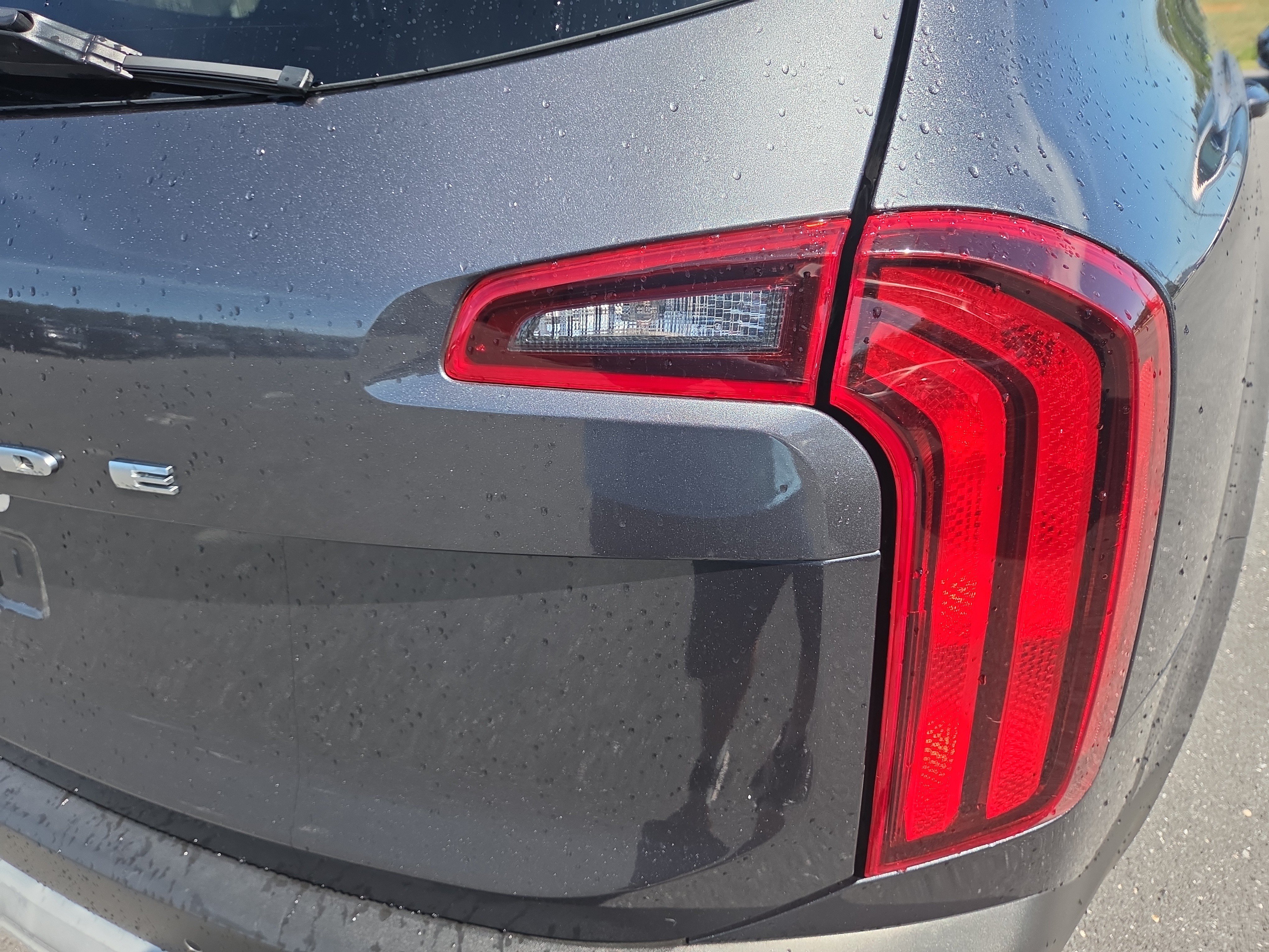 Used 2022 Kia Telluride LX AWD/4WD image 15