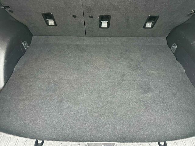 Used 2017 Subaru Crosstrek 2.0i image 17