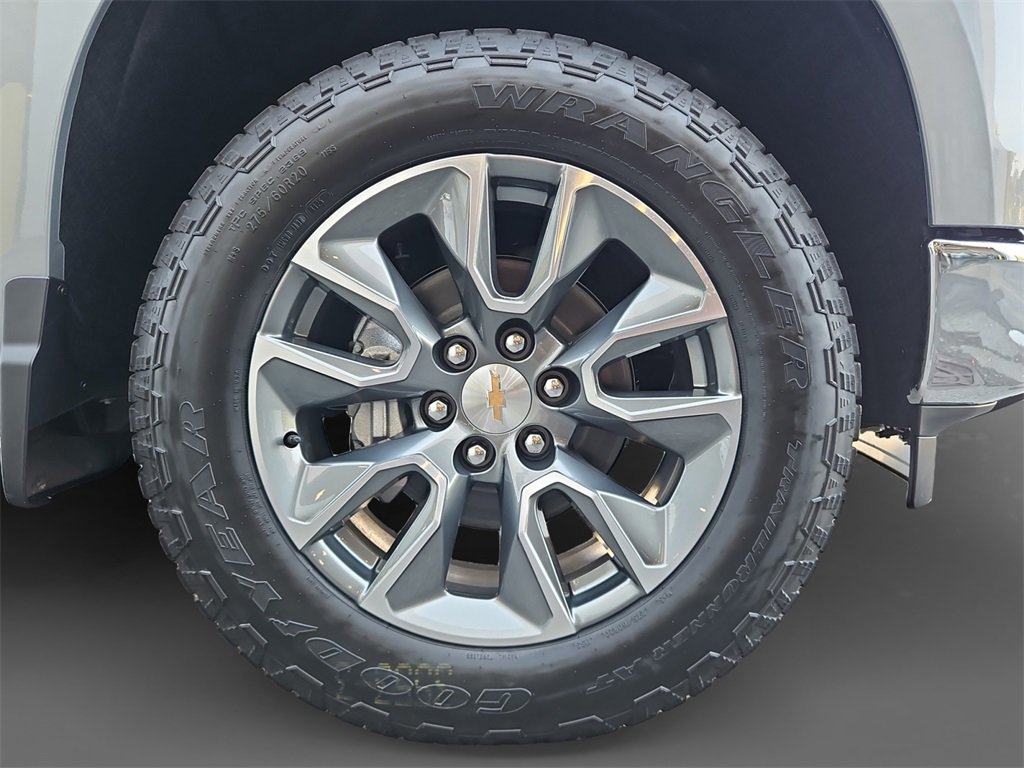 New 2026 Chevrolet Silverado 1500 LT image 15