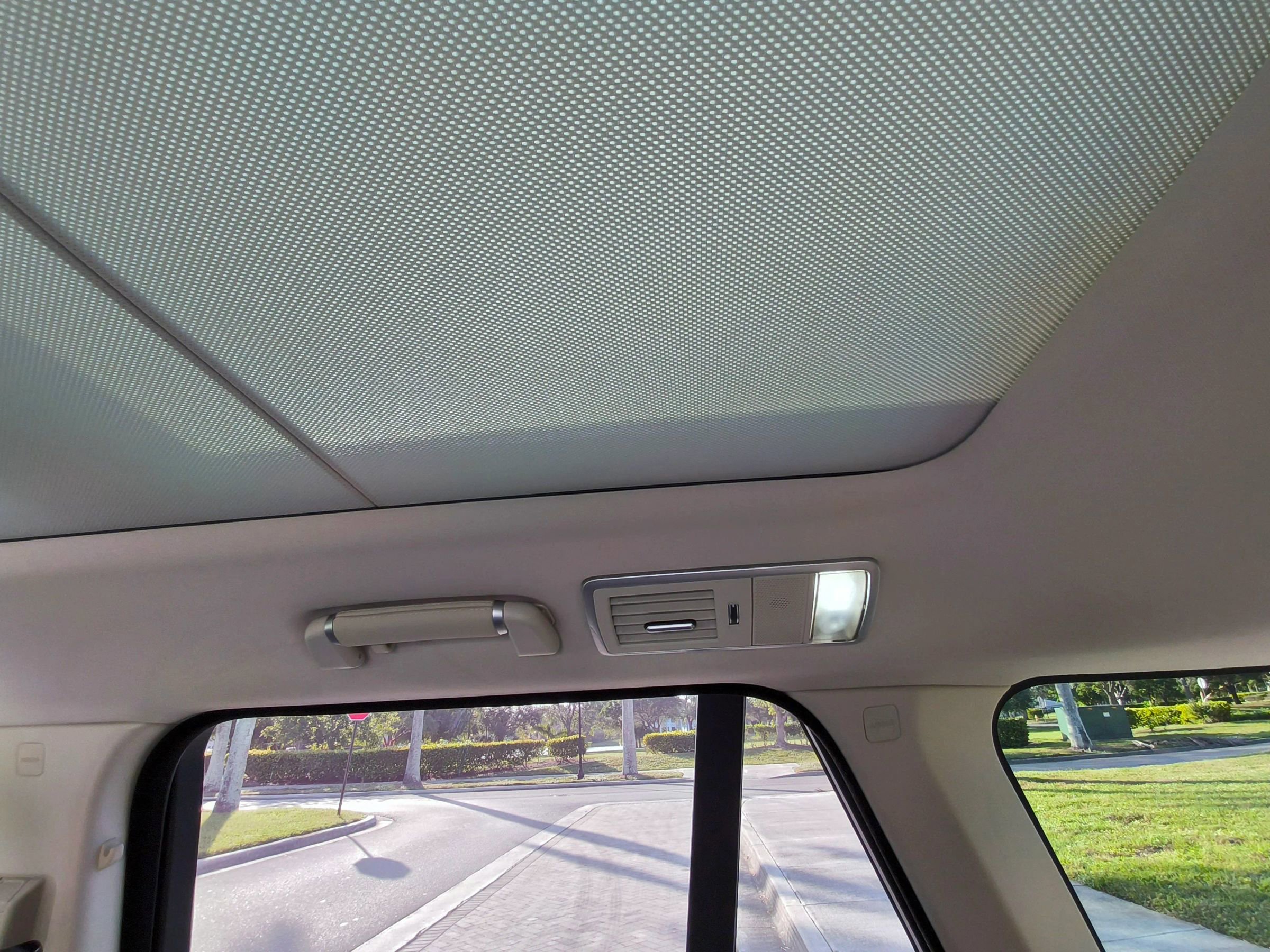 Used 2017 Land Rover Range Rover Supercharged image 26